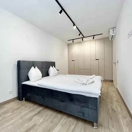 The Riverhouse Apartmanhotel