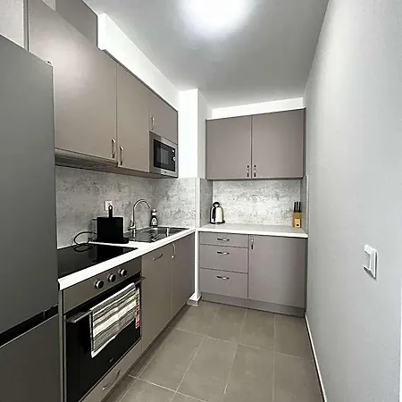 Rh Aparthotel 4*