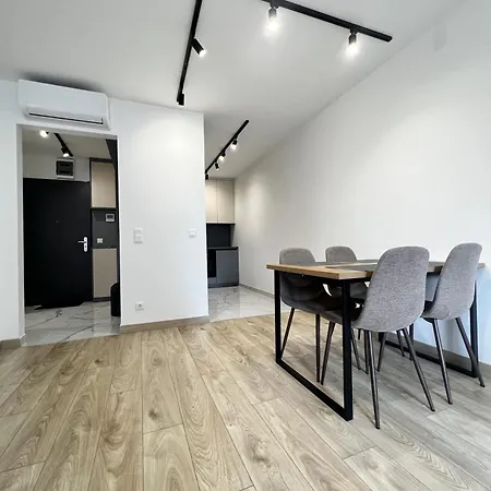 Aparthotel The Riverhouse 4*