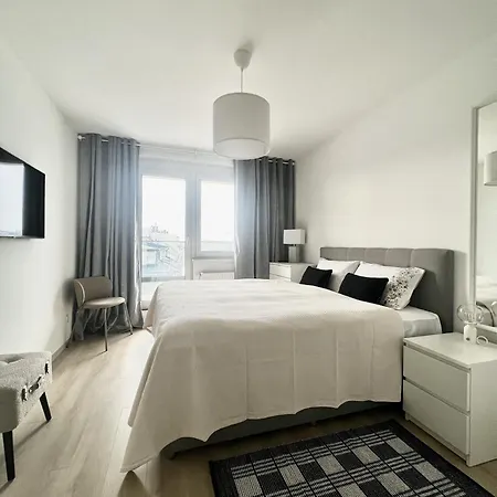 Aparthotel The Riverhouse 4*