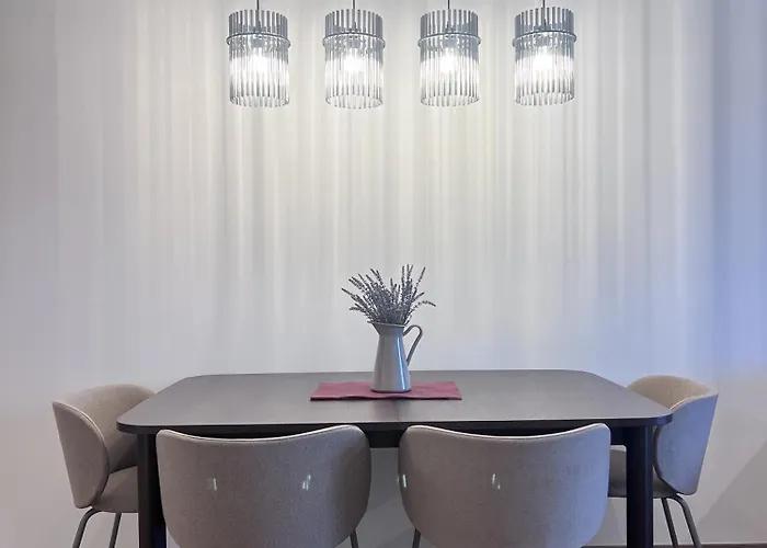 The Riverhouse Апарт-отель 4*