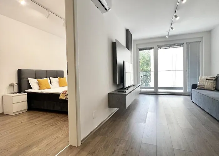 The Riverhouse Апарт-отель 4*