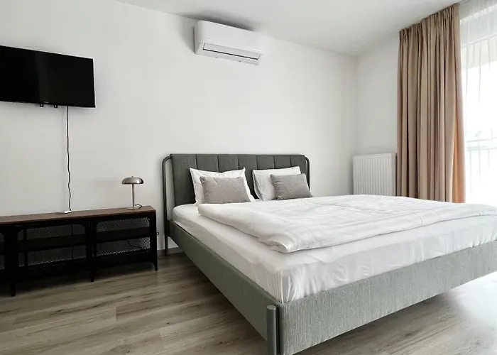 The Riverhouse Апарт-отель