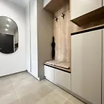Rh